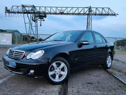 Schwarz Gebraucht 2005 Mercedes C180 Limousine | 3.000 € (Etwas zu teuer)