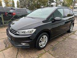 Gebraucht 2016 VW Touran Comfortline Van / Kleinbus | 15.900 € (Etwas zu teuer)