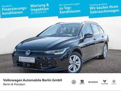 Grenadillschwarz metallic Gebraucht 2024 VW Golf VIII Life Kombi | 25.350 € (Fairer Preis)