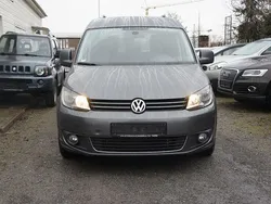 Grau Gebraucht 2012 VW Caddy Highline Van / Kleinbus | 13.500 € (Teuer)