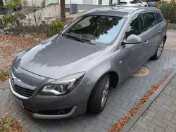 Grau Gebraucht 2016 Opel Insignia Eco Kombi | 13.399 € (Etwas zu teuer)