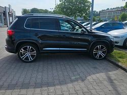 Schwarz Gebraucht 2014 VW Tiguan R-line SUV | 13.999 € (Etwas zu teuer)