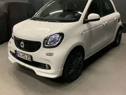 Weiß Gebraucht 2019 Smart ForFour Brabus Limousine | 17.500 €