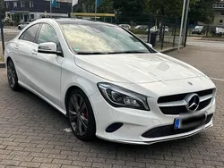 Weiß Gebraucht 2017 Mercedes CLA200 Urban Coupé | 18.999 € (Guter Preis)