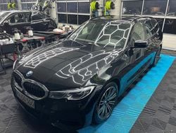 Schwarz Gebraucht 2021 BMW 320 M Sport Kombi | 28.300 € (Superpreis)