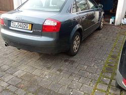Grau Gebraucht 2003 Audi A4 Limousine | 1.250 € (Guter Preis)
