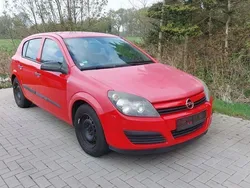 Rot Gebraucht 2004 Opel Astra Elegance Limousine | 850 € (Superpreis)