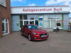 Rot Gebraucht 2014 Mazda 3 Limousine | 7.990 € (Etwas zu teuer)