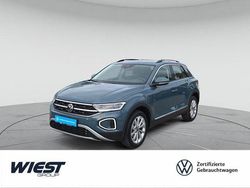 Petroleum blue metallic Gebraucht 2024 VW T-Roc Style SUV | 26.990 € (Fairer Preis)