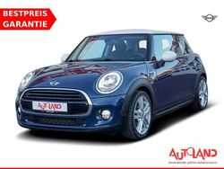 Blau Gebraucht 2017 Mini Cooper Kleinwagen | 14.990 € (Etwas zu teuer)