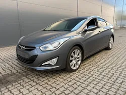Grau Gebraucht 2015 Hyundai i40 Limousine | 4.700 € (Fairer Preis)