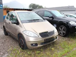 Braun Gebraucht 2004 Mercedes A180 Limousine | 1.750 € (Fairer Preis)