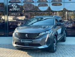 Gris platinium Neu 2024 Peugeot 5008 Allure Van / Kleinbus | 30.900 € (Superpreis)