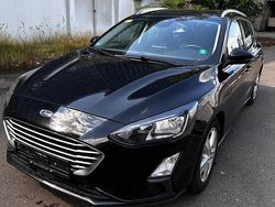 Schwarz Gebraucht 2019 Ford Focus Kombi | 12.299 € (Guter Preis)