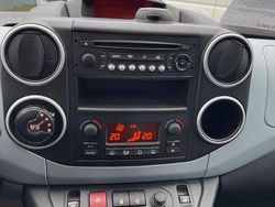 Weiß Gebraucht 2013 Citroën Berlingo Van / Kleinbus | 9.300 € (Fairer Preis)