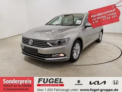Tungsten silver metallic Gebraucht 2015 VW Passat Comfortline Kombi | 9.469 € (Superpreis)