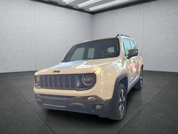 Weiß Gebraucht 2022 Jeep Renegade SUV | 24.599 € (Etwas zu teuer)