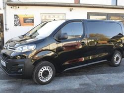 Schwarz Gebraucht 2023 Citroën Jumpy Van / Kleinbus | 23.690 € (Guter Preis)