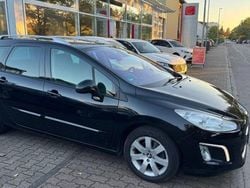 Schwarz Gebraucht 2012 Peugeot 308 Access Kombi | 2.350 € (Guter Preis)