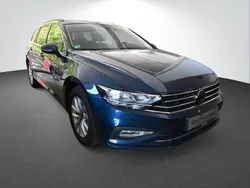 Blau Gebraucht 2022 VW Passat Business Limousine | 24.860 € (Fairer Preis)
