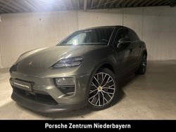 Aventuringrünmetallic Gebraucht 2024 Porsche Macan SUV | 93.900 € (Guter Preis)