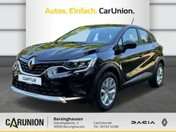 Black pearlschwarz metallic (schwarz) Gebraucht 2024 Renault Captur Equilibre SUV | 19.960 € (Guter Preis)