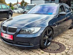 Blau Gebraucht 2005 BMW 330 Performance Limousine | 8.990 € (Fairer Preis)