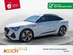 Weiß Gebraucht 2022 Audi e-tron Sportback Black Edition SUV | 39.890 € (Superpreis)