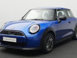 Blau Gebraucht 2024 Mini Cooper Classic Kleinwagen | 25.660 € (Fairer Preis)
