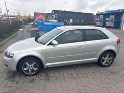 Silber Gebraucht 2005 Audi A3 Sport Limousine | 4.250 € (Fairer Preis)