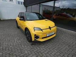 Gelb Gebraucht 2025 Renault R5 Komfort Kleinwagen | 32.990 € (Fairer Preis)