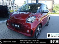 Bodypanels in carmine red () Gebraucht 2024 Smart ForTwo Electric Drive Exclusive Cabrio | 18.850 € (Fairer Preis)