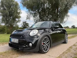 Schwarz Gebraucht 2015 Mini John Cooper Works Kleinwagen | 12.969 €