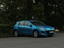 Blau Gebraucht 2010 VW Golf VI Kleinwagen | 5.000 € (Guter Preis)