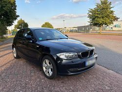 Schwarz Gebraucht 2011 BMW 118 Kleinwagen | 6.750 € (Guter Preis)