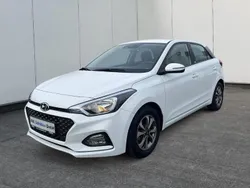 Polar white Gebraucht 2020 Hyundai i20 Trend Kleinwagen | 12.990 € (Fairer Preis)