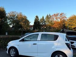 Weiß Gebraucht 2013 Chevrolet Aveo Kleinwagen | 2.500 €