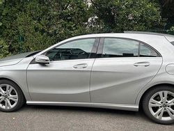 Silber Gebraucht 2018 Mercedes A180 Urban Limousine | 15.850 € (Fairer Preis)