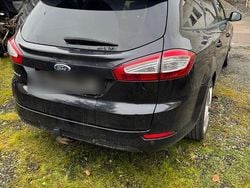 Schwarz Gebraucht 2012 Ford Mondeo Kombi | 2.600 € (Superpreis)