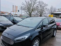 Schwarz Gebraucht 2017 Ford S-MAX Van / Kleinbus | 9.000 € (Etwas zu teuer)