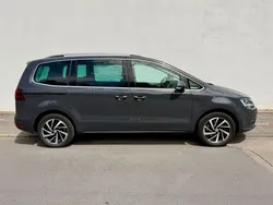 Grau Gebraucht 2018 VW Sharan Join Van / Kleinbus | 21.999 € (Fairer Preis)