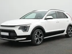 Schneeweiß Neu 2025 Kia Niro Spirit SUV | 37.190 € (Guter Preis)