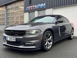 Grau Gebraucht 2015 Dodge Charger SXT Limousine | 22.300 €