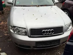 Lichtsilber metallic Gebraucht 2004 Audi A4 Kombi | 1.800 € (Superpreis)