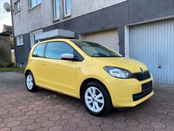 Gelb Gebraucht 2015 Skoda Citigo Kleinwagen | 4.180 € (Guter Preis)