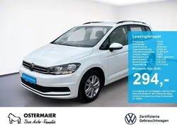 Deep black perleffekt Gebraucht 2024 VW Touran Comfortline Van / Kleinbus | 29.990 € (Guter Preis)