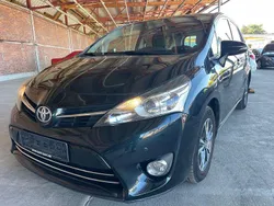 Blau Gebraucht 2014 Toyota Verso Comfort Van / Kleinbus | 8.499 € (Fairer Preis)
