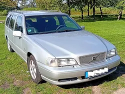 Silber Gebraucht 1998 Volvo V70 Kombi | 3.500 €