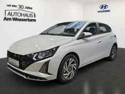 Lumen grey / mic Neu 2024 Hyundai i20 Trend Kleinwagen | 25.770 € (Etwas zu teuer)