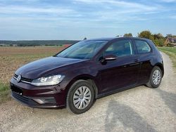 Gebraucht 2018 VW Golf VII Comfortline Limousine | 9.900 € (Guter Preis)